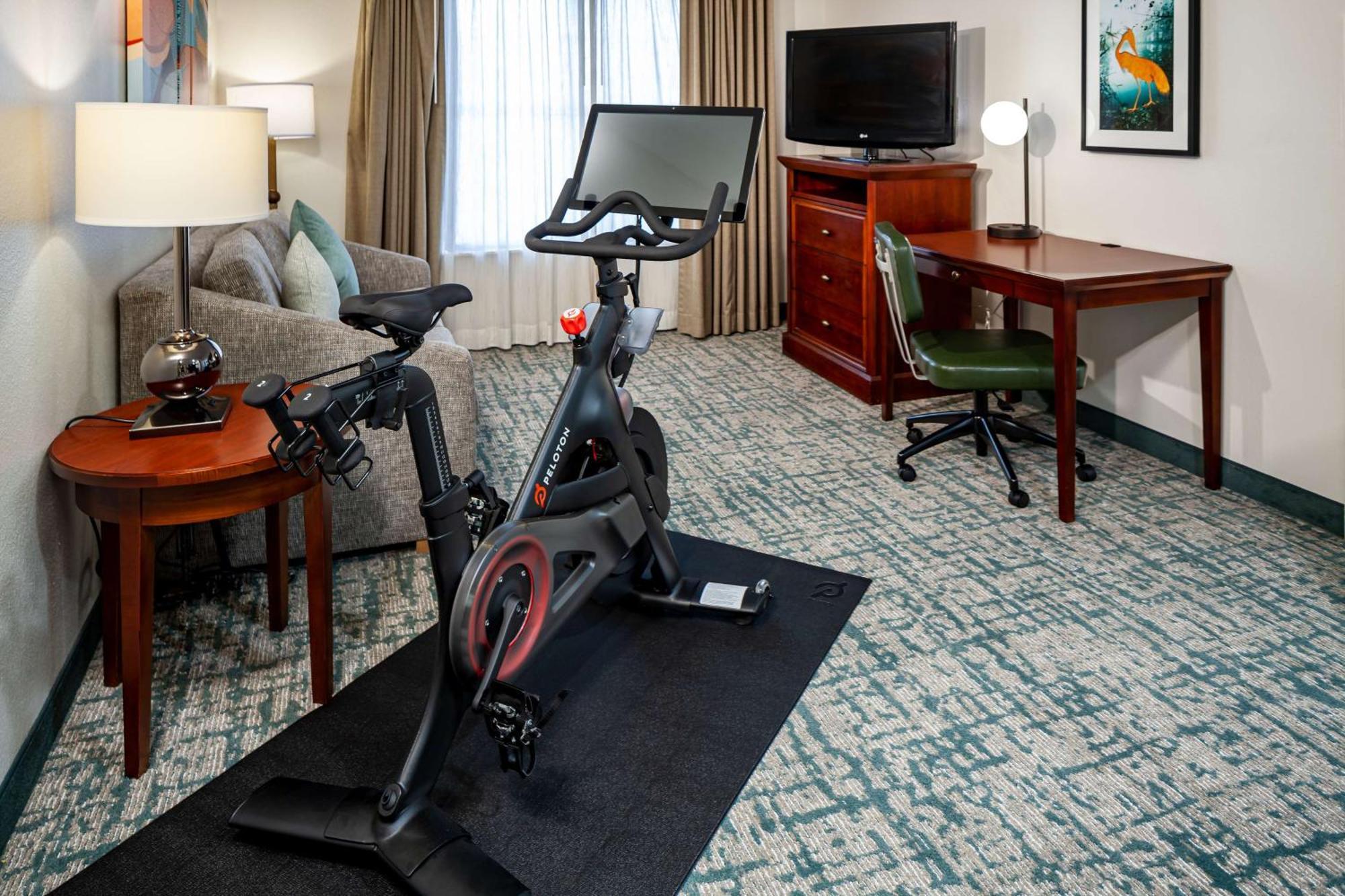 Homewood Suites By Hilton Γκέινσβιλ Εξωτερικό φωτογραφία